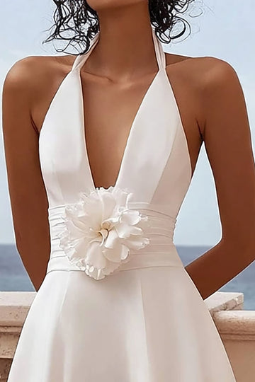 Une ligne robe de graduation dos nu blanc avec fleur 3D